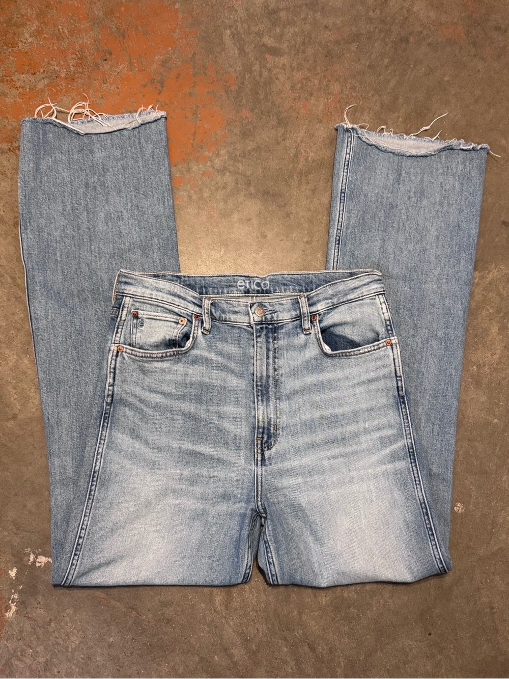 Ética Sasha Modern Flare High Rise Raw Hem Jeans Light Wash 30x32